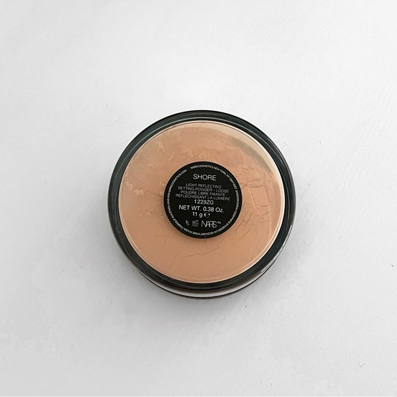 NARS Light Reflecting Loose Setting Powder in shade SHORE NWOT - Picture 3 of 7